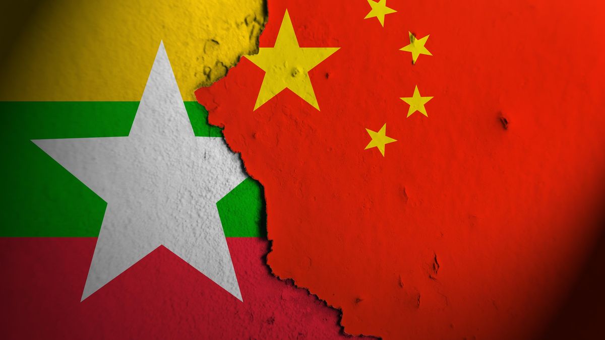 Čína popravila 11 členů myanmarské rodiny podvodníků